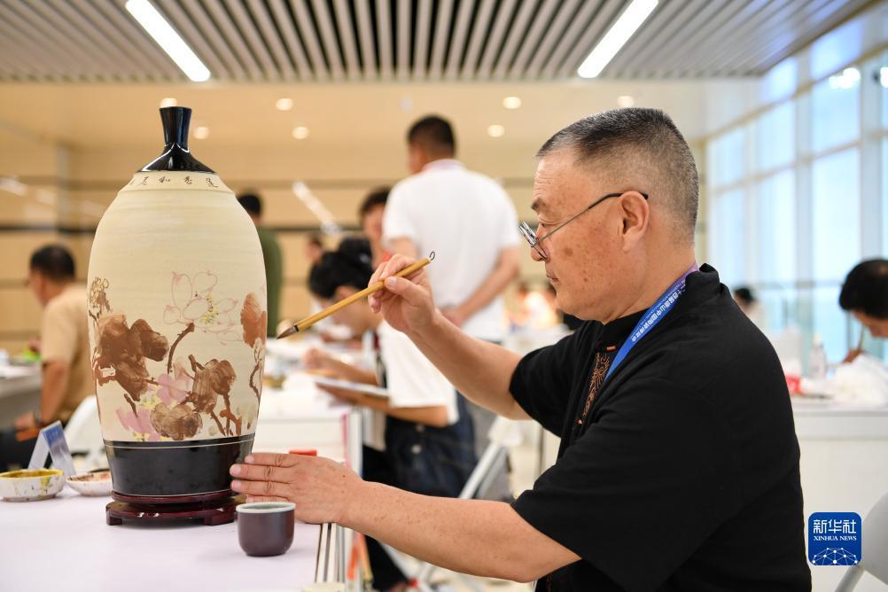 六台至尊苹果怎么下载